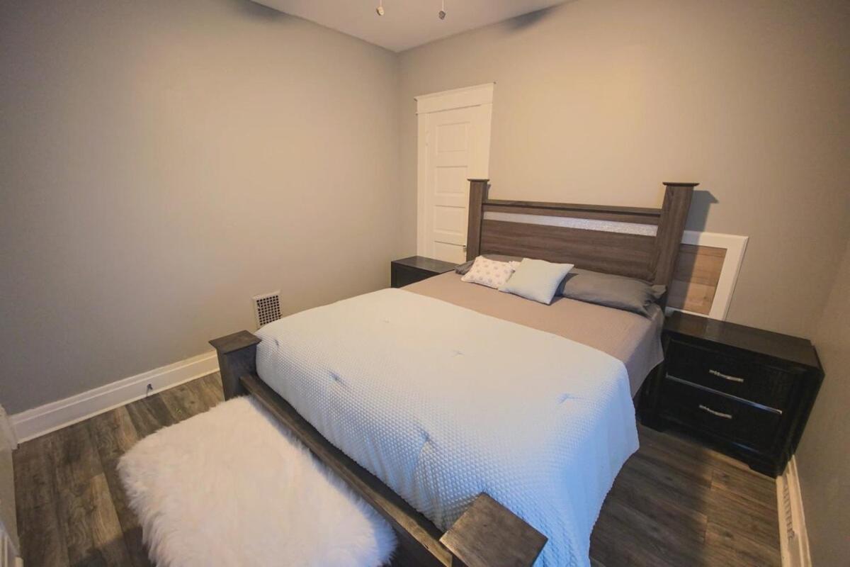 Large 6Br, 2 Bath In Niagara Falls Bagian luar foto