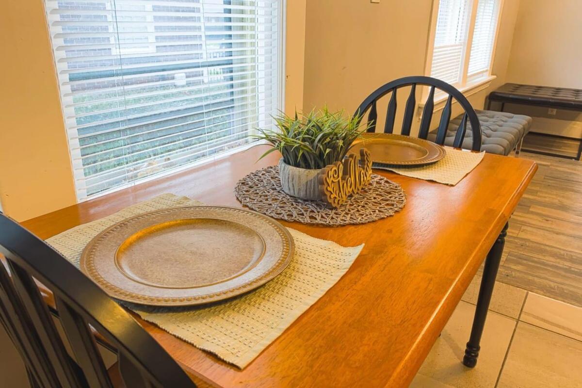 Large 6Br, 2 Bath In Niagara Falls Bagian luar foto